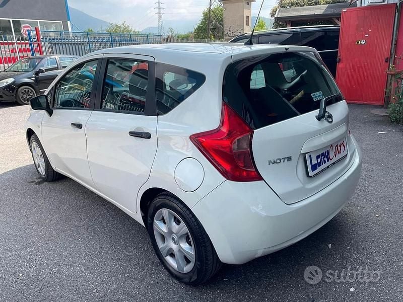 Usata Nissan Note Visia 80 CV (58 kW) 2015 Bianco Utilitaria