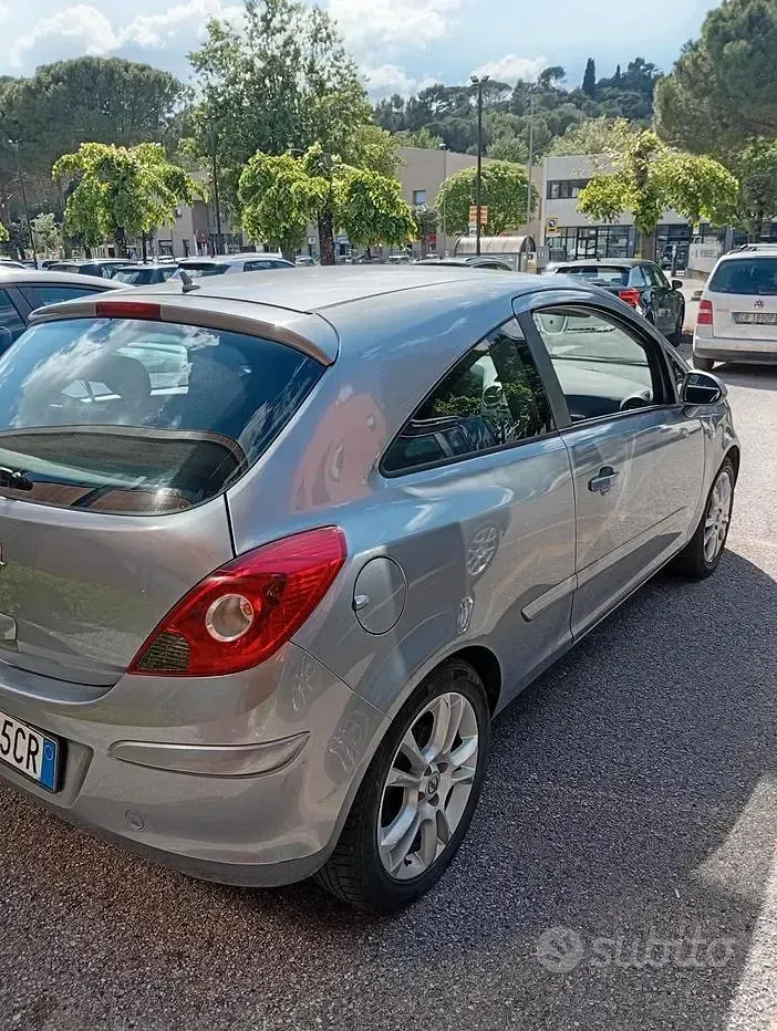 Usata Opel Corsa 75 CV (55 kW) 2008 Grigio Utilitaria