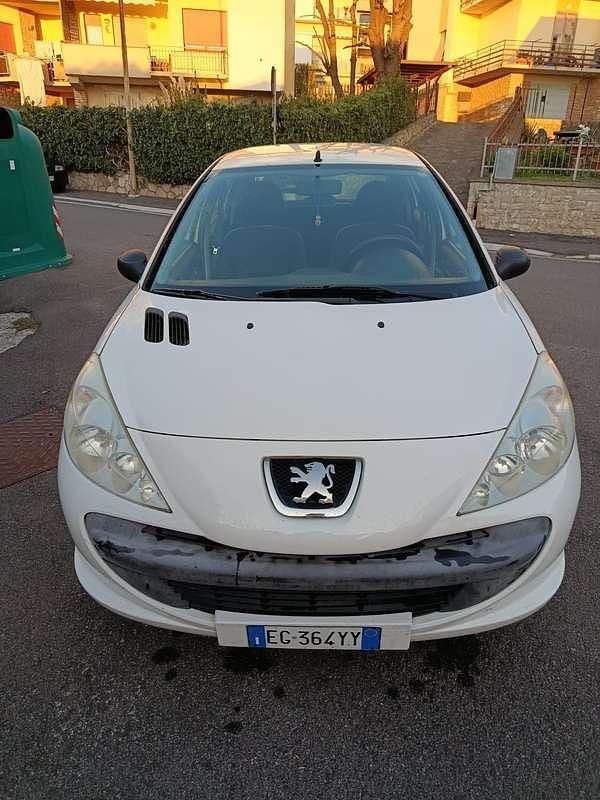 Usata Peugeot 206 60 CV (44 kW) 2011 Bianco Berlina