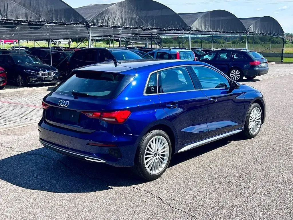 Usata Audi A3 Advanced 150 CV (110 kW) 2022 Blu Berlina