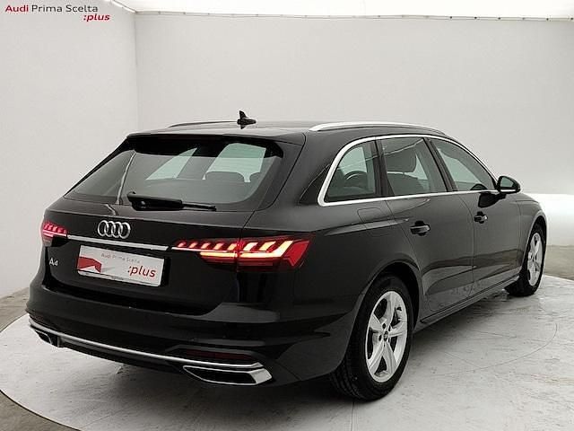Usata Audi A4 Advanced Plus 163 CV (119 kW) 2024 Nero mythos metallizzato Station wagon