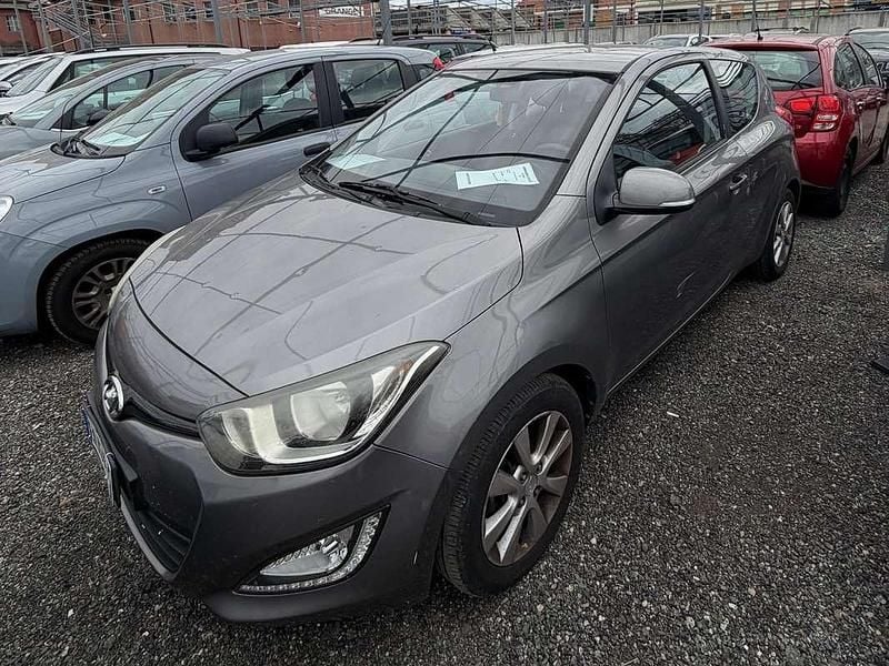 Usata Hyundai i20 Edition 77 CV (56 kW) 2012 Utilitaria