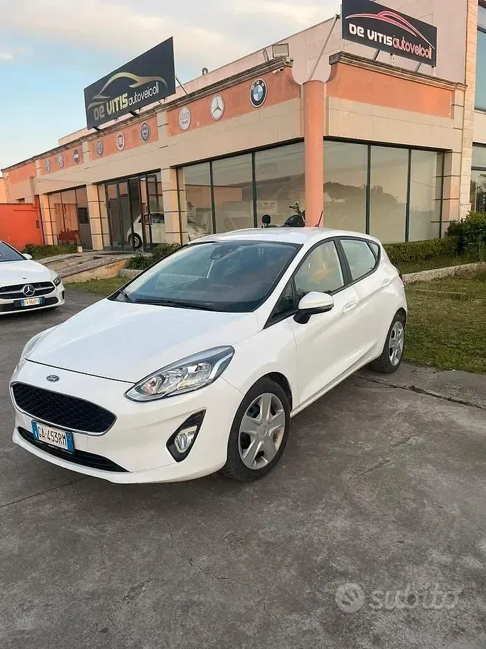Usata Ford Fiesta 86 CV (63 kW) 2020 Bianco Utilitaria