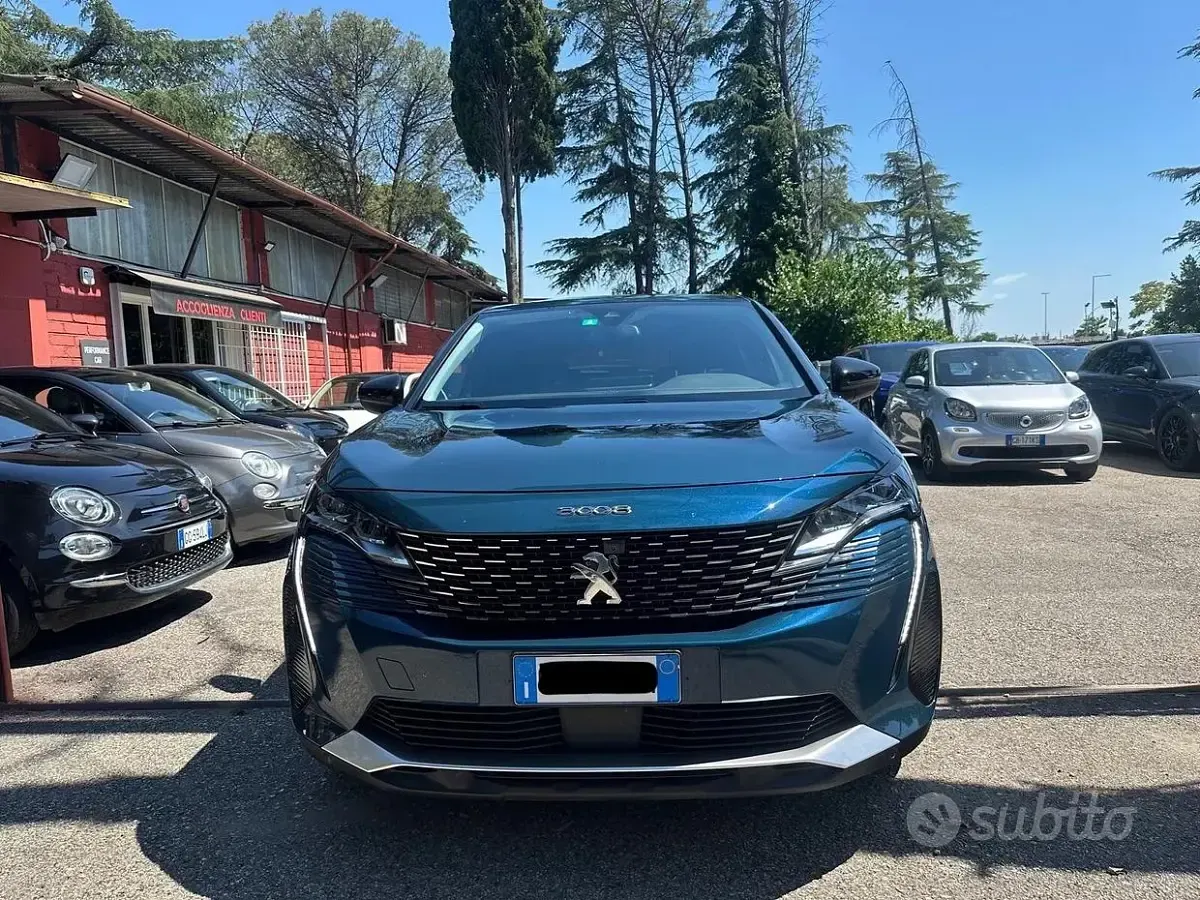 Usata Peugeot 3008 Allure 131 CV (96 kW) 2022 Bluazzurro SUV