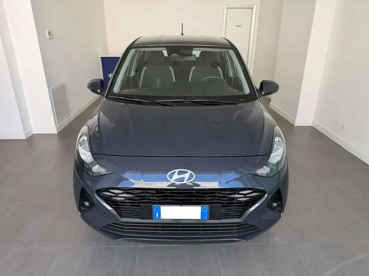 Usata Hyundai i10 63 CV (46 kW) 2025 Other Utilitaria
