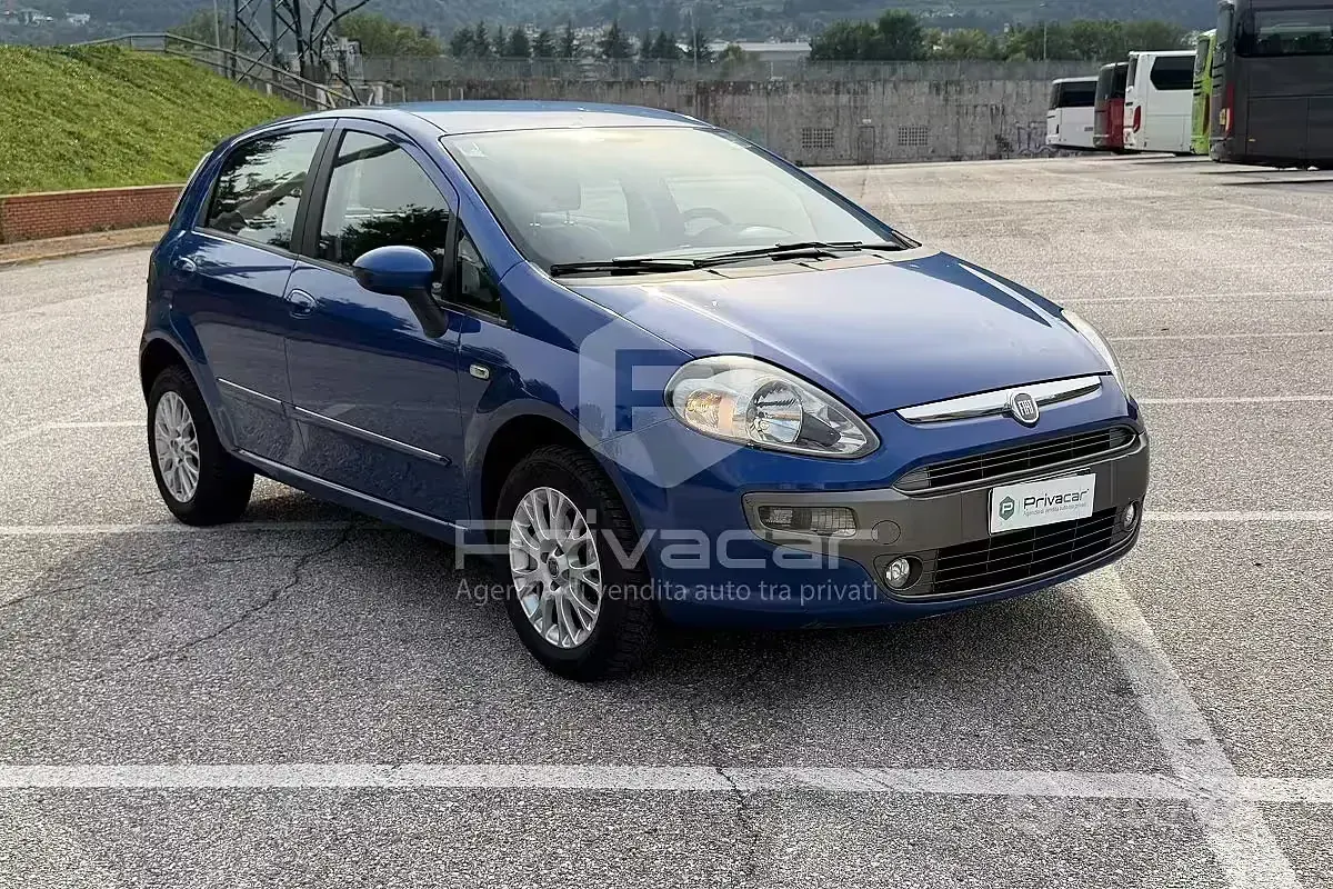 Usata Fiat Punto Evo Active 77 CV (56 kW) 2010 Blu Utilitaria