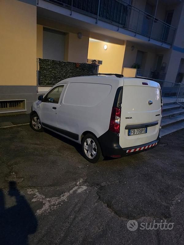 Usata Dacia Dokker 90 CV (66 kW) 2015 Bianco Monovolume