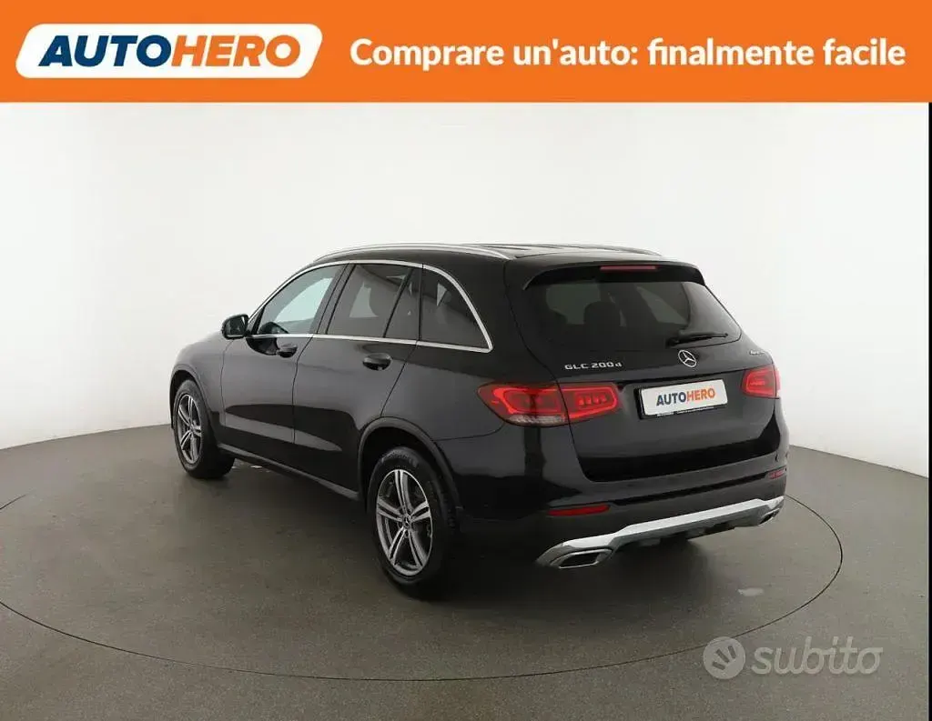 Usata Mercedes GLC200 Executive 163 CV (119 kW) 2021 Nero SUV