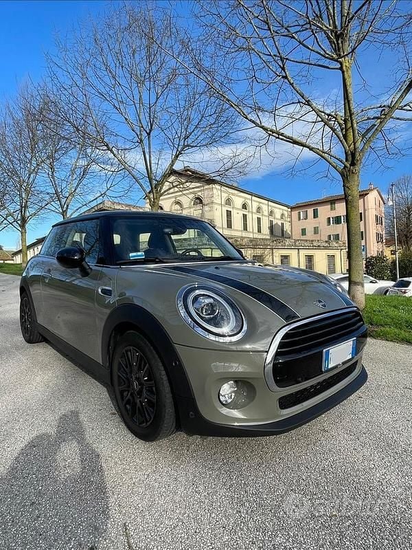Usata Mini Cooper Hype 136 CV (100 kW) 2019 Grigio Utilitaria