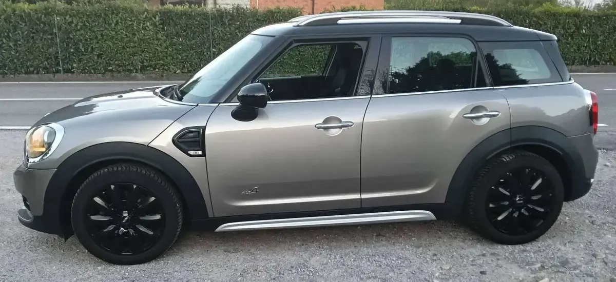 Usata Mini Cooper D Countryman 150 CV (110 kW) 2018 Grigio SUV