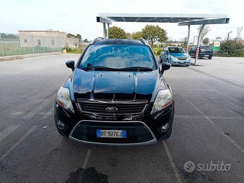 Usata Ford Kuga 136 CV (100 kW) 2008 Nero SUV