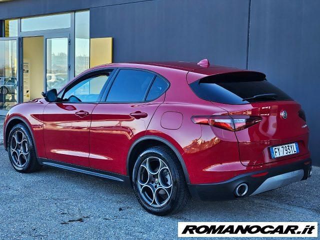 Usata Alfa Romeo Stelvio Tech Edition 160 CV (117 kW) 2019 Rosso SUV