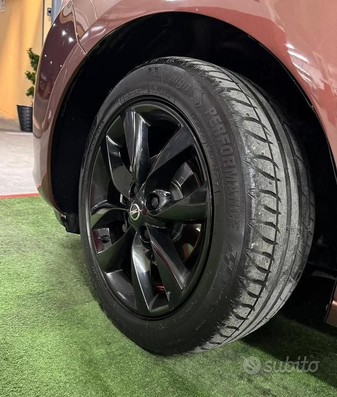 Usata 2017 Opel Adam Due volumi | 5799 € (Buon prezzo) - Immagine 1/4