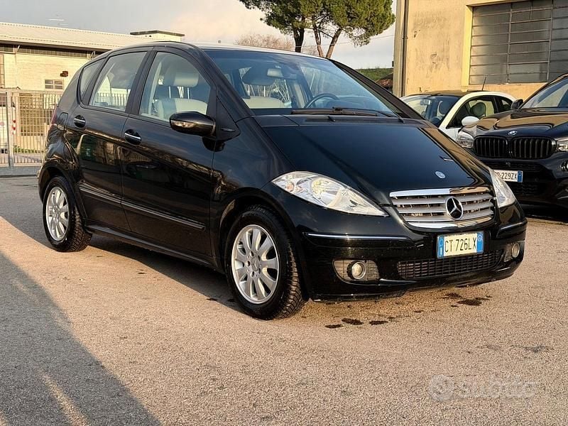 Usata Mercedes A180 Avantgarde 108 CV (79 kW) 2005 Nero Berlina