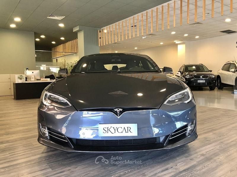 Usata Tesla Model S 158 kW (215 CV) 2017 Gray Utilitaria