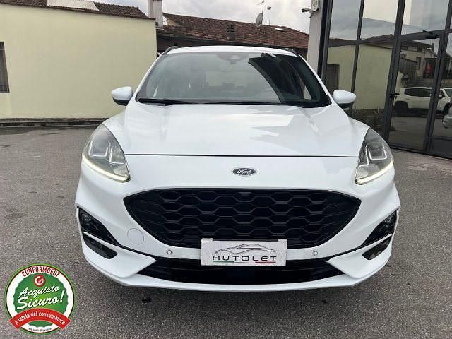 Usata Ford Kuga ST-Line X 120 CV (88 kW) 2021 Bianco SUV