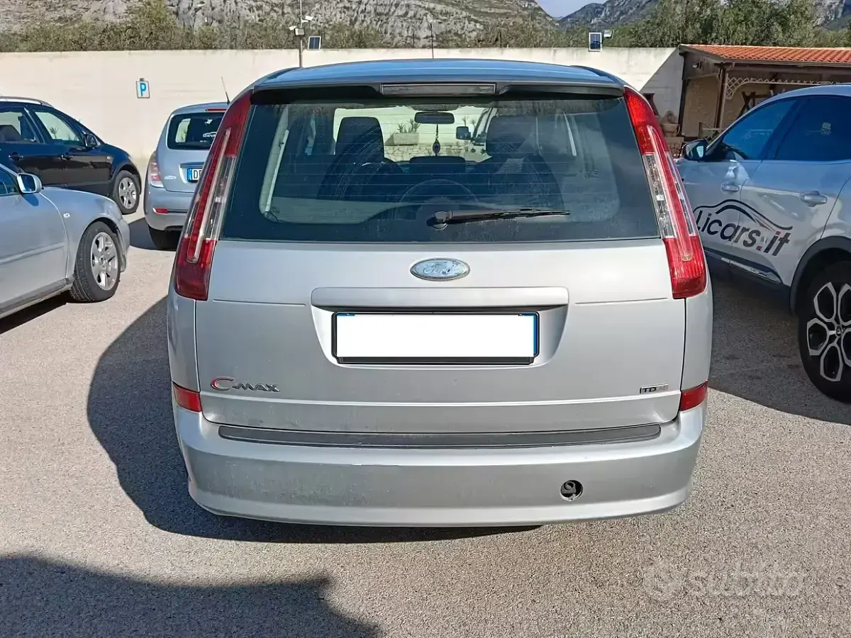 Usata Ford C-MAX Ghia 109 CV (80 kW) 2009 Grigio Monovolume