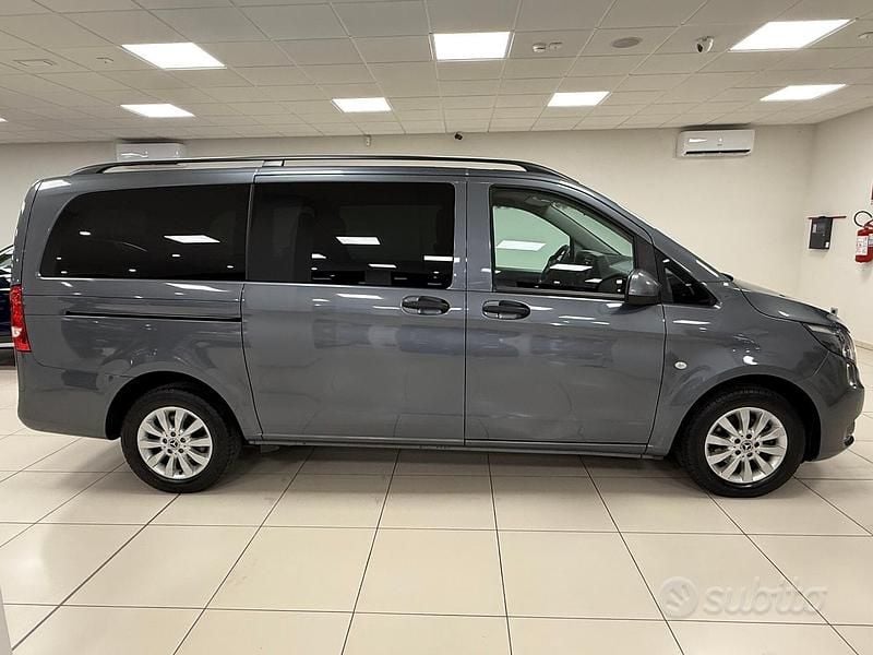 Usata Mercedes Vito 114 CV (83 kW) 2019 Grigio Furgone