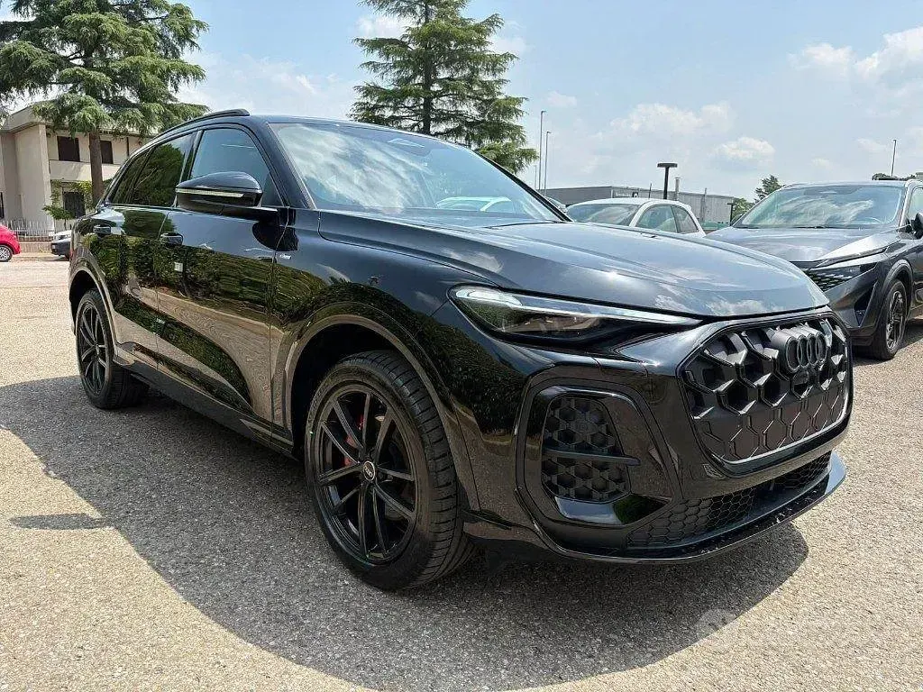 Nuova Audi Q5 S-Line 204 CV (150 kW) 2026 Nero SUV