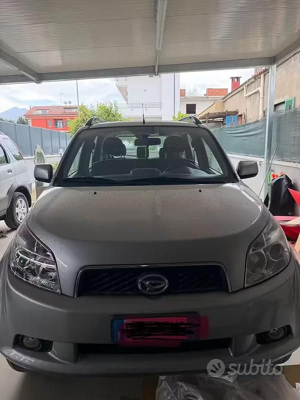 Usata Daihatsu Terios 2006 Grigio SUV