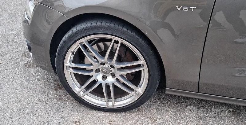 Usata Audi A7 245 CV (180 kW) 2012 Grigio Utilitaria