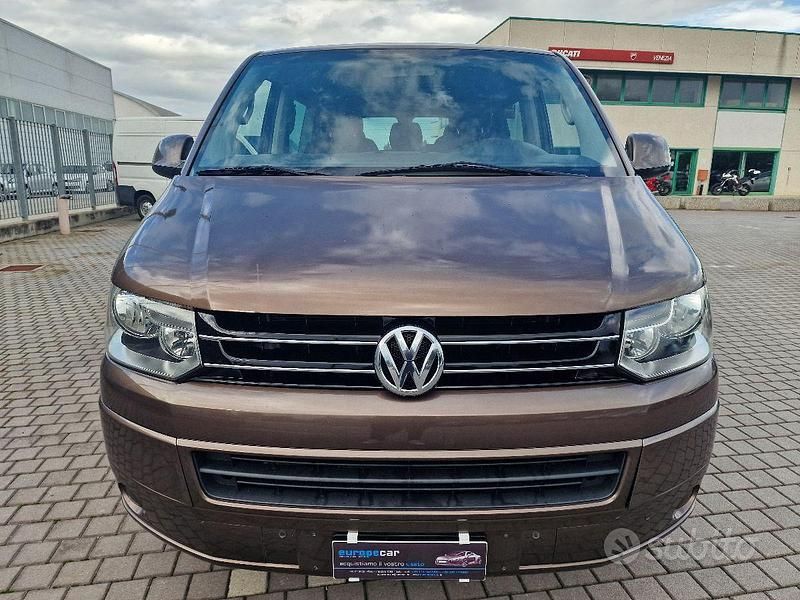 Occasion VW Caravelle 179 ch (131 kW) 2011 Marron Van