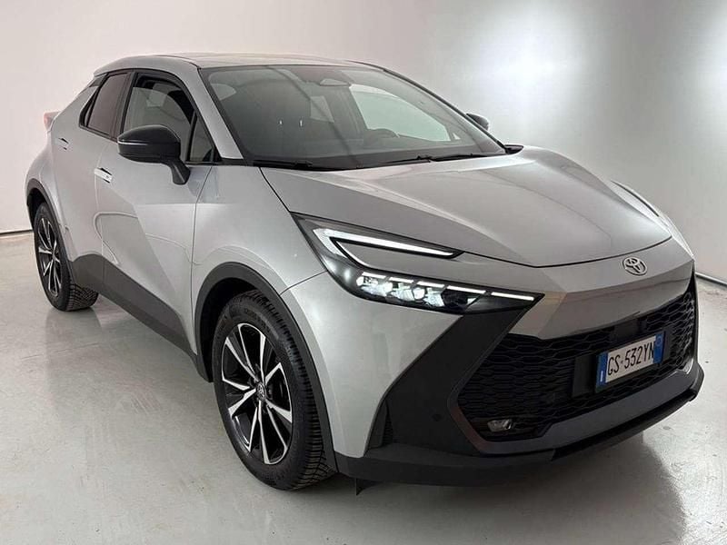Usata Toyota C-HR Trend 152 CV (111 kW) 2024 Argento SUV