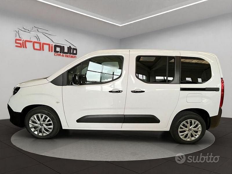 Nuova Fiat Doblò 100 CV (73 kW) 2025 Bianco Monovolume