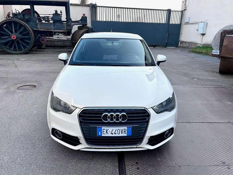 Usata Audi A1 Attraction 86 CV (63 kW) 2011 Bianco Utilitaria
