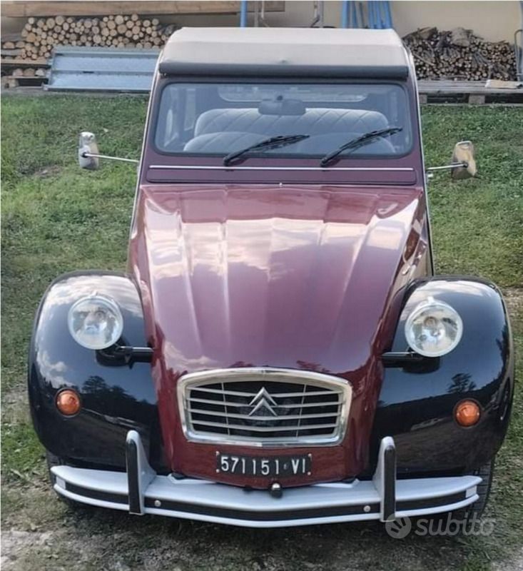Usata Citroën 2CV Charleston 29 CV (21 kW) 1984 Nero Berlina