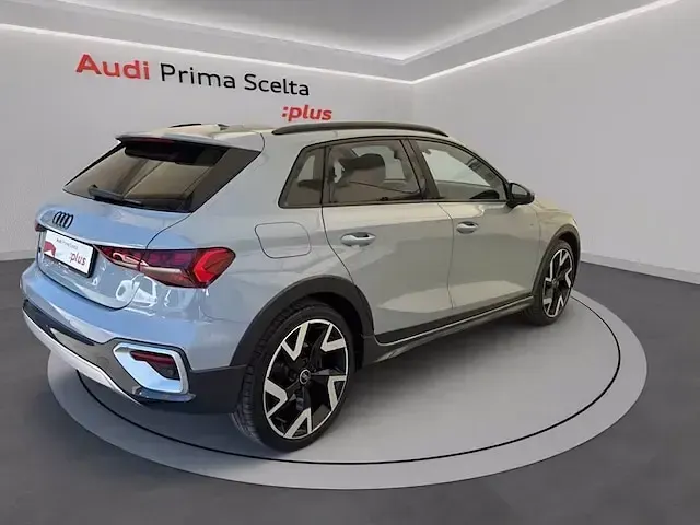 Usata Audi A3 Comfort 150 CV (110 kW) 2025 Grigio freccia perla