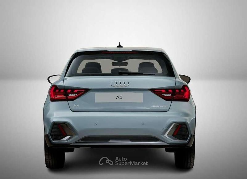 Usata Audi A1 Design 116 CV (85 kW) 2025 Grigio freccia SUV