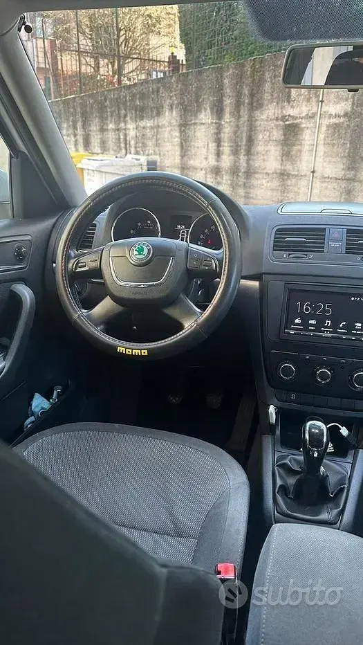 Usata Skoda Yeti 105 CV (77 kW) 2012 Bianco SUV