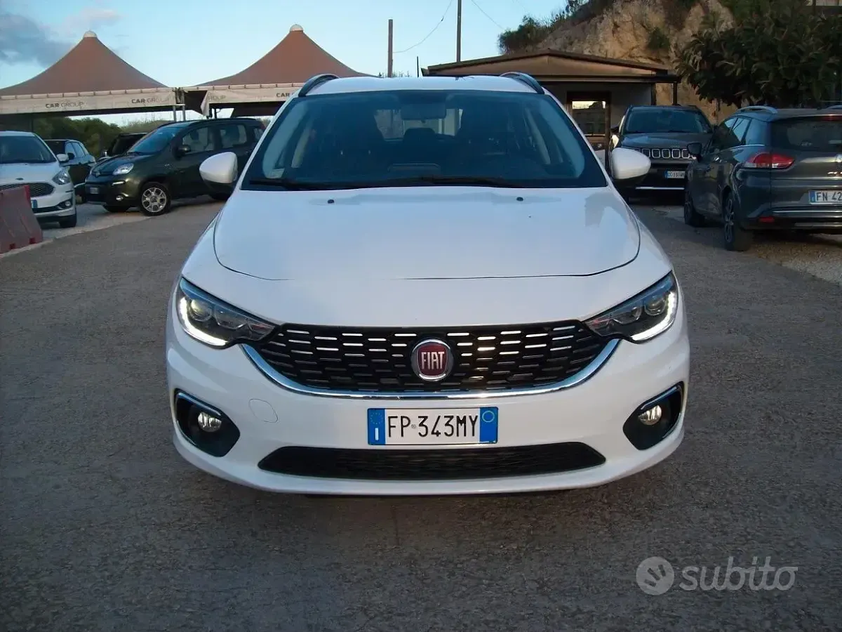 Usata Fiat Tipo Lounge 120 CV (88 kW) 2018 Bianco Station wagon