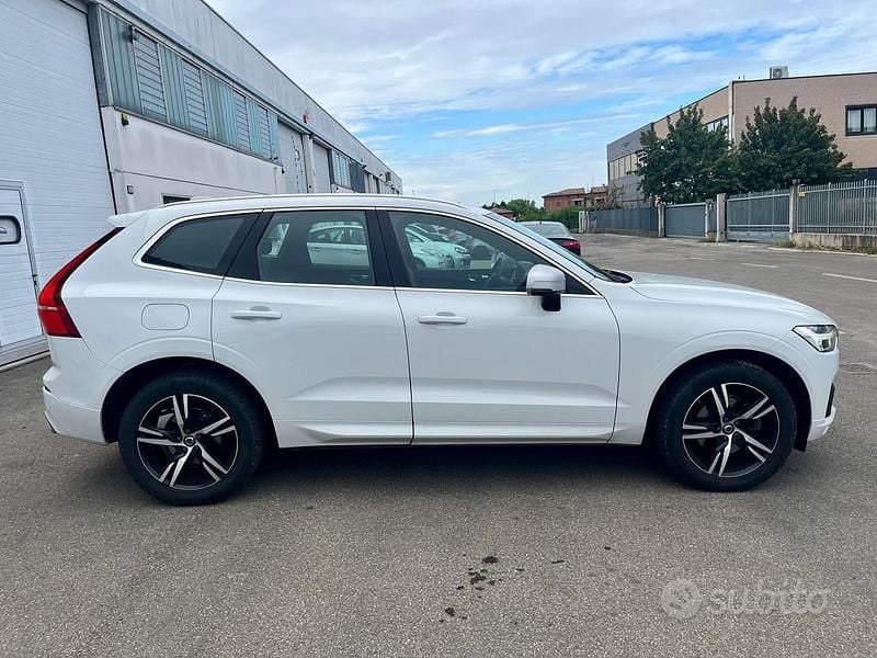 Usata Volvo XC60 R-Design 190 CV (139 kW) 2018 Bianco SUV