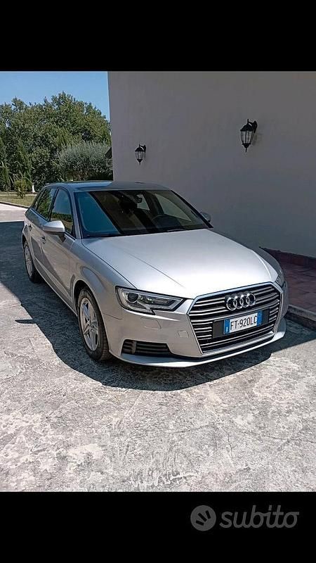 Usata Audi A3 116 CV (85 kW) 2018 Grigio Berlina