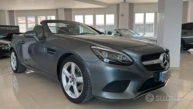 Usata Mercedes SLC200 Premium 184 CV (135 kW) 2018 Grigio Cabrio