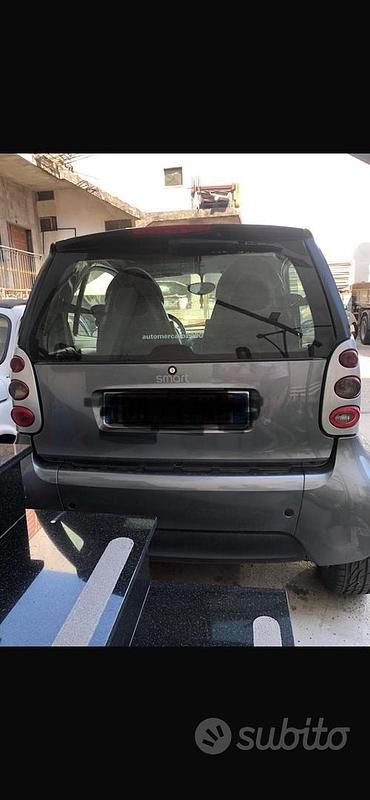 Usata Smart ForTwo Coupé 54 CV (39 kW) 1999 Grigio Coupé