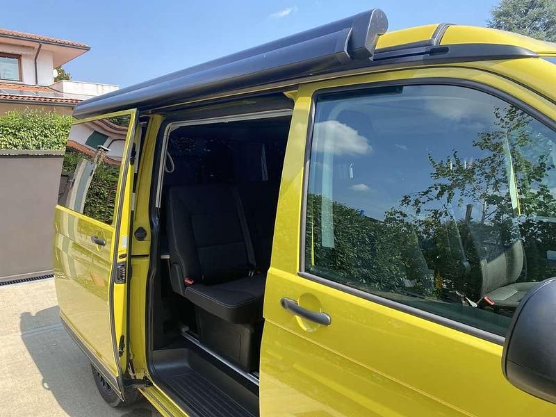 Usata VW California Beach 150 CV (110 kW) 2016 Furgone