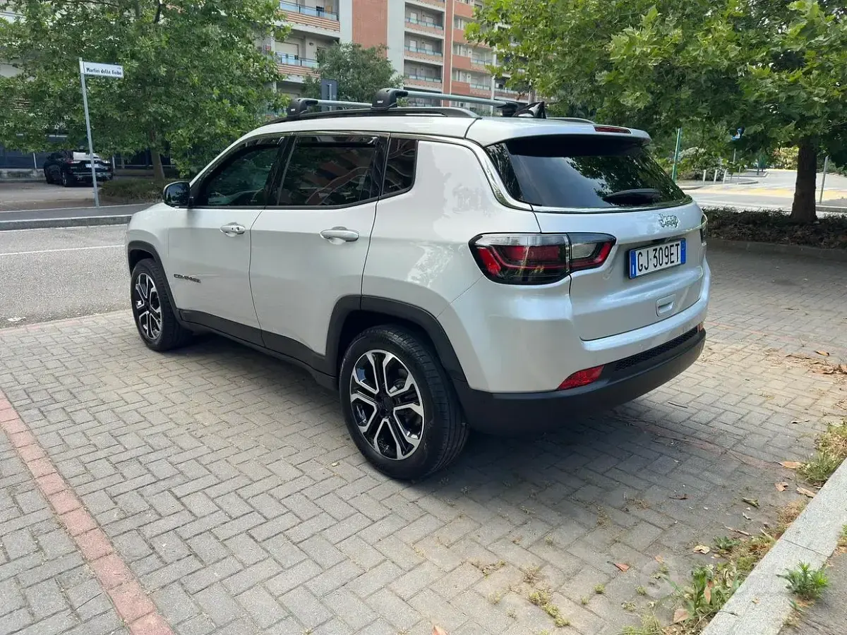 Usata Jeep Compass Limited 131 CV (96 kW) 2022 Grigio SUV