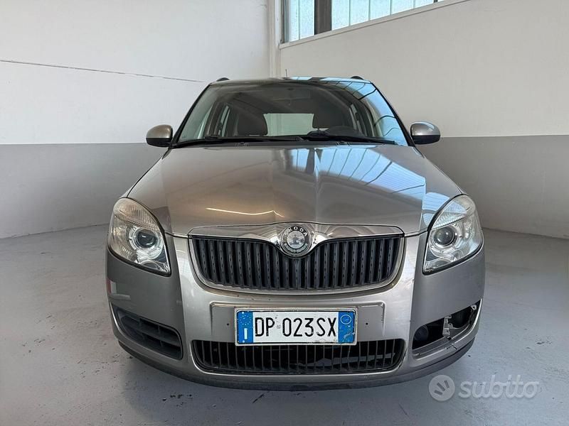 Usata Skoda Fabia 105 CV (77 kW) 2008 Beige Berlina
