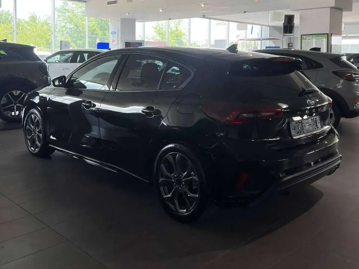 Nuova Ford Focus ST-Line X 125 CV (91 kW) 2026 Agate black Berlina