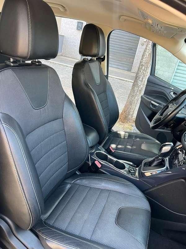 Usata Ford Escape 242 CV (177 kW) 2012 SUV