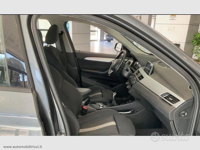 Usata BMW X1 Sport Line 140 CV (102 kW) 2019 Grigio SUV