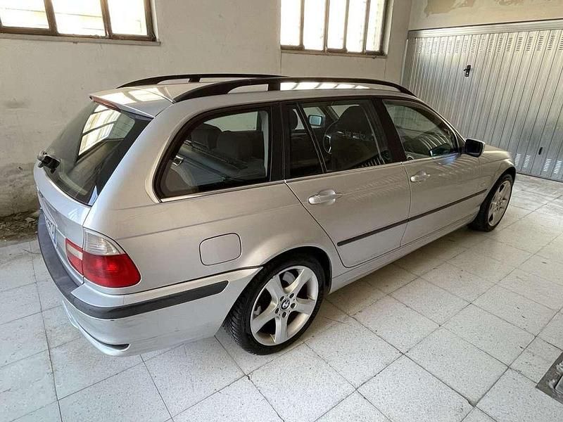 Usata BMW 330 231 CV (169 kW) 2001 Argento Station wagon