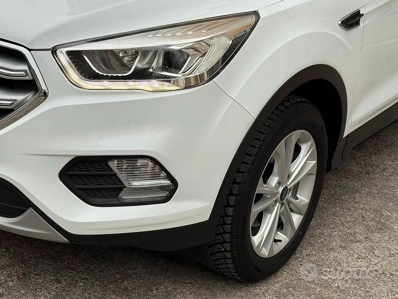 Usata Ford Kuga Titanium 120 CV (88 kW) 2018 Bianco SUV