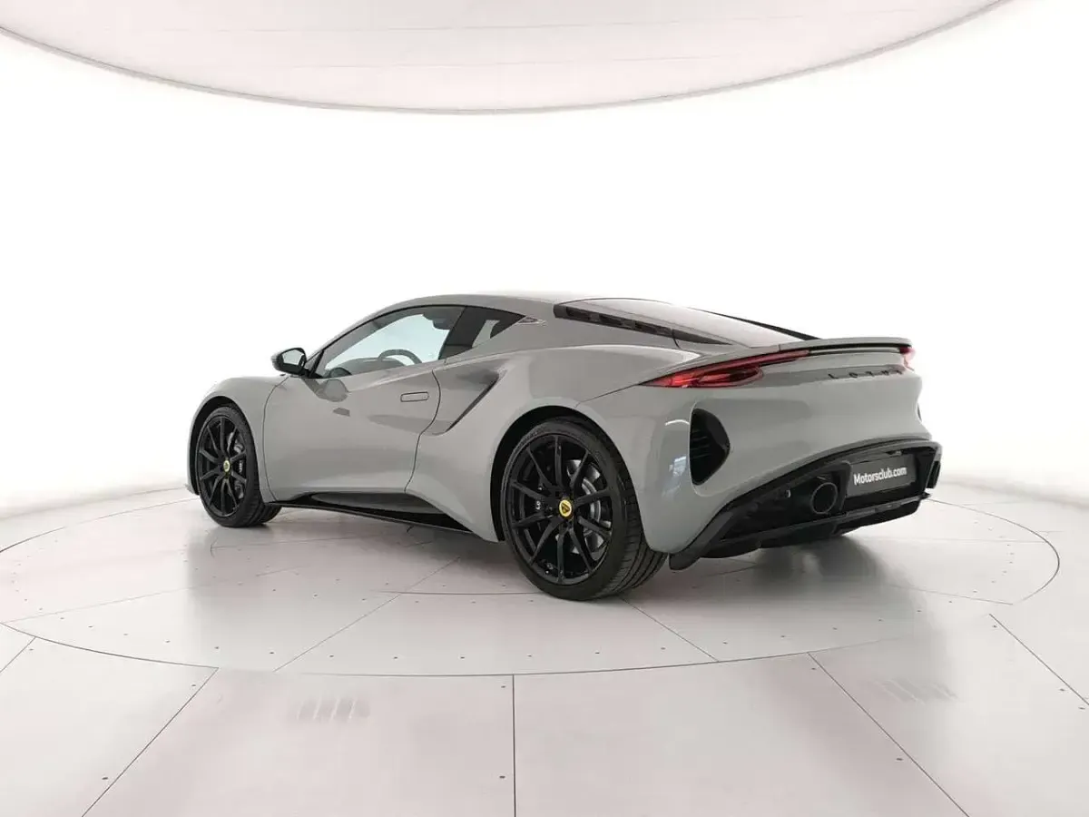 Nuova Lotus Emira 364 CV (267 kW) 2026 Grigio Coupé