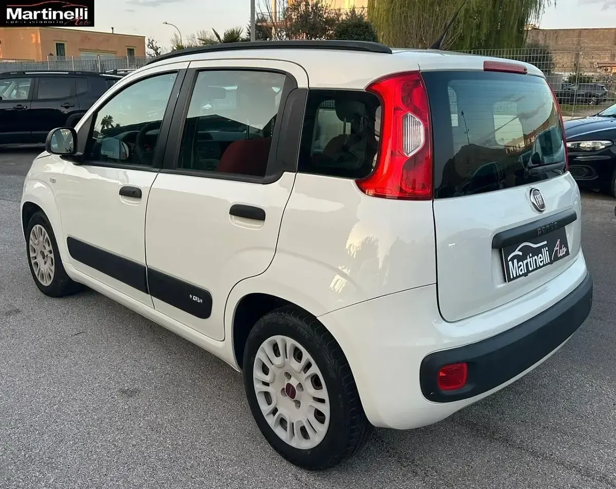Usata Fiat Panda Pop 75 CV (55 kW) 2013 Bianco Utilitaria