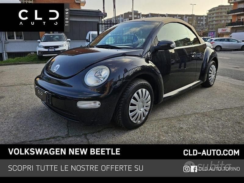Usata VW New Beetle 101 CV (74 kW) 2005 Nero Utilitaria