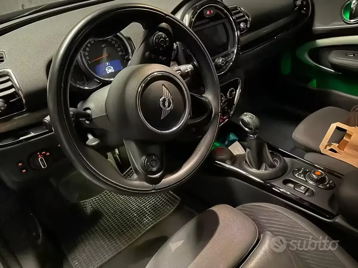 Usata Mini Cooper D 150 CV (110 kW) 2018 Grigio Utilitaria